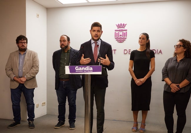 José Manuel Prieto y Telmo Gadea y otros ediles de Gandia