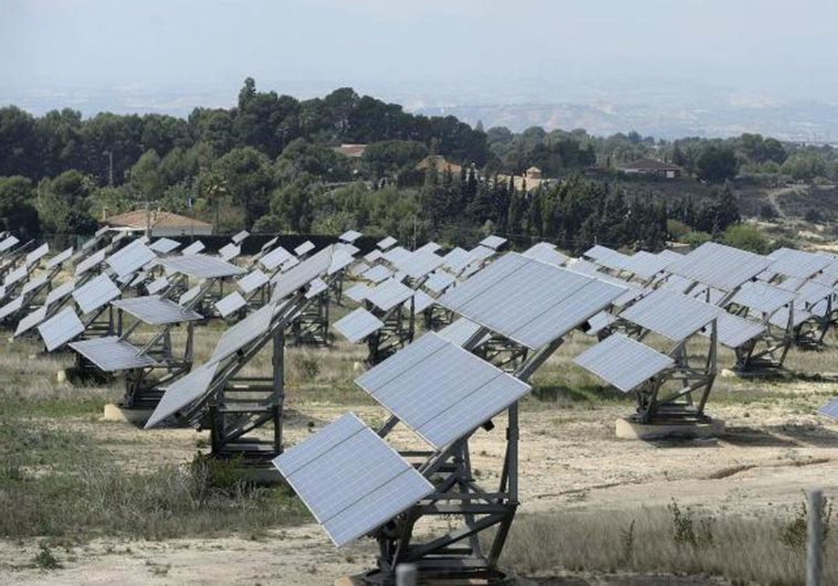 El Gobierno tumba tres plantas fotovoltaicas en la Comunitat