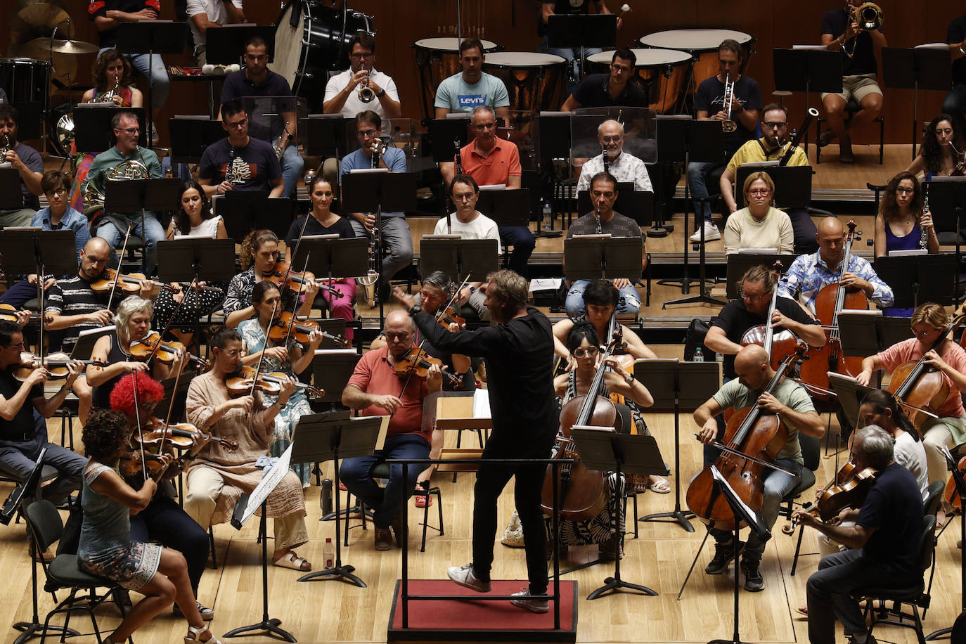 Ensayo de la Orquesta de Valencia en el renovado Palau de la Música el pasado jueves.