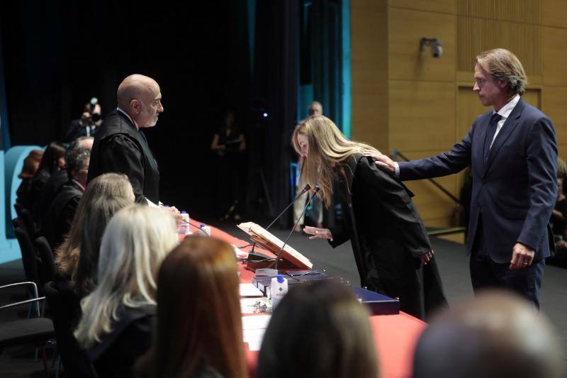 Los nuevos abogados valencianos realizan su acto de jura en el Palacio de Congresos de Valencia