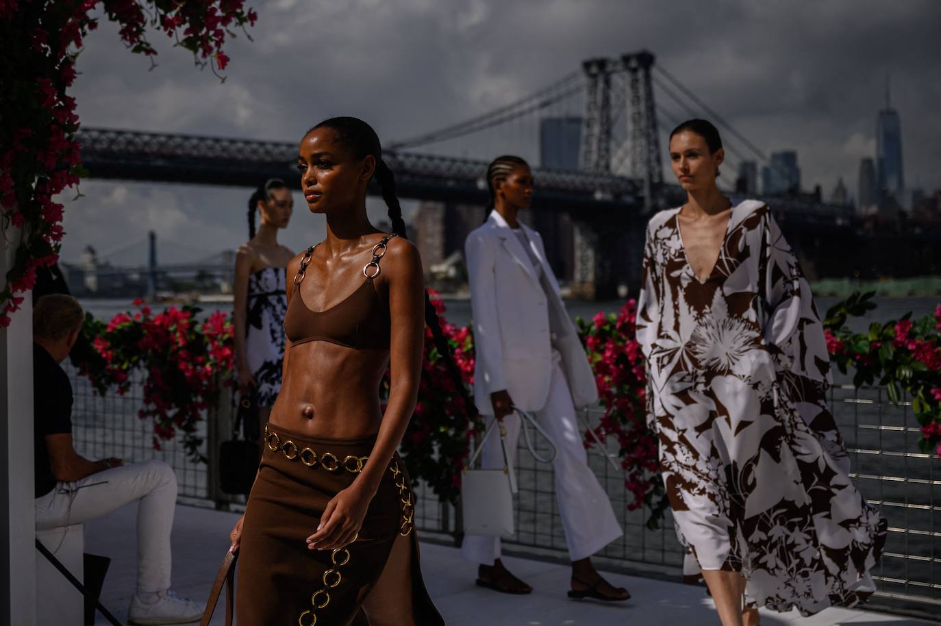 Diseños de Michael Kors en la New York Fashion Week 2023