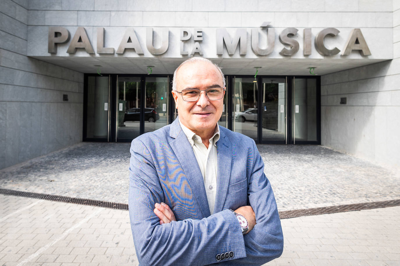 Vicente Llimerá, a las puertas del Palau de la Música de Valencia.