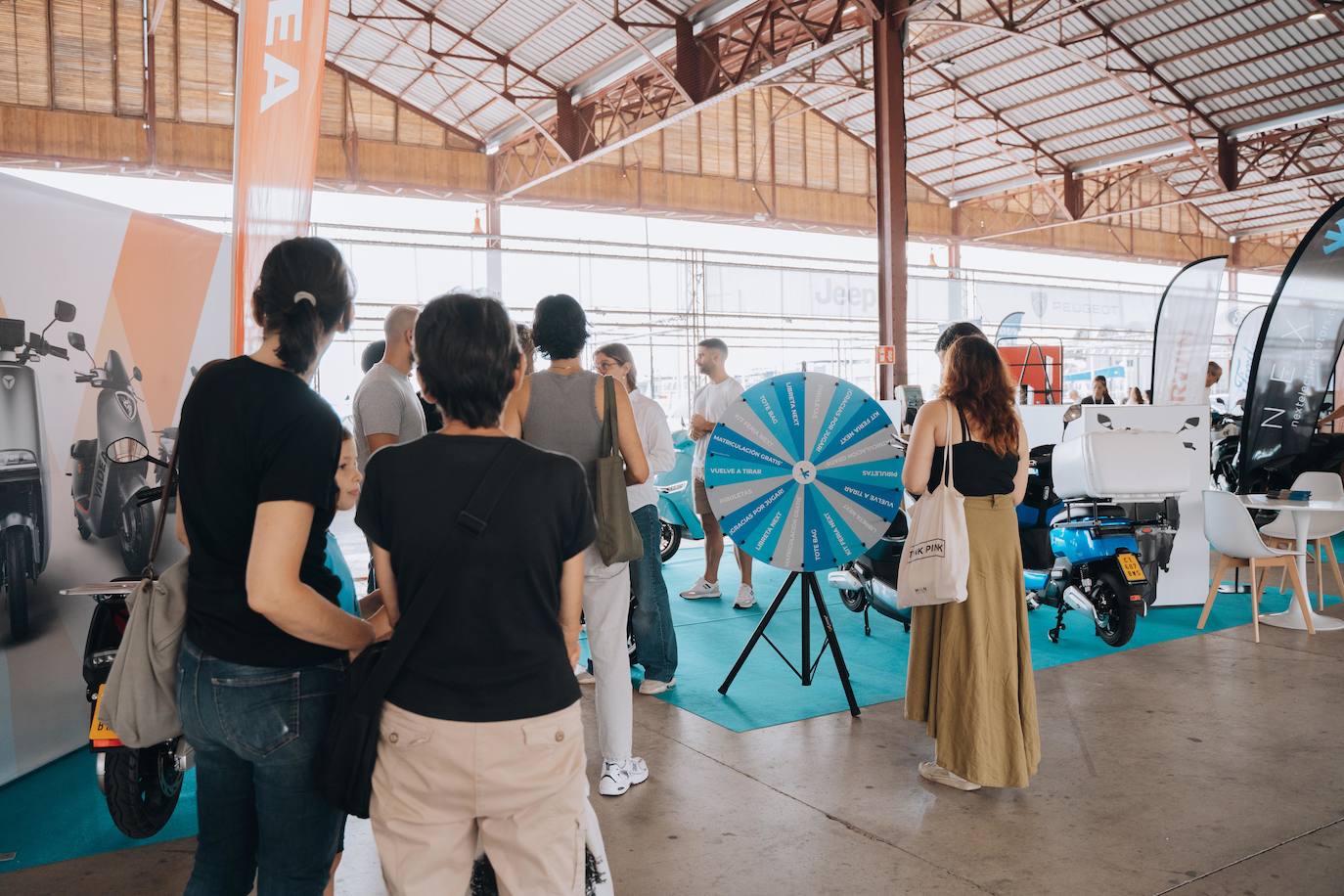 Las mejores imágenes de ECOMOV, la fiesta de la eco-movilidad de Valencia