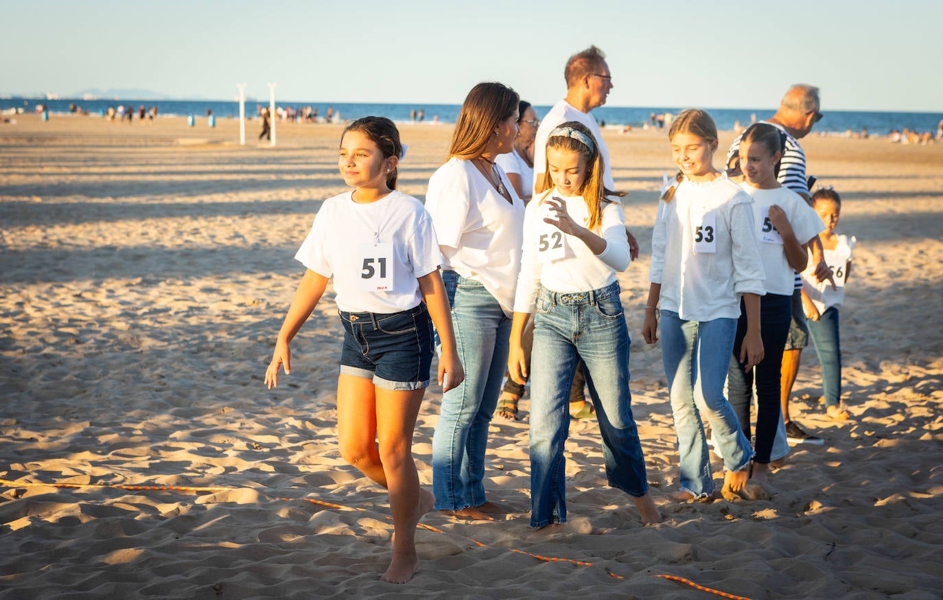 Playbacks y juegos para las candidatas a fallera mayor infantil de Valencia 2024