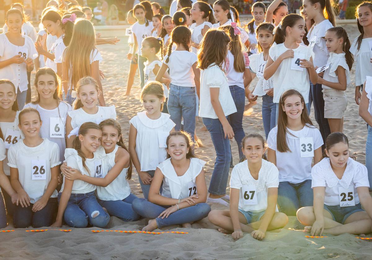 Playbacks y juegos para las candidatas a fallera mayor infantil de Valencia 2024