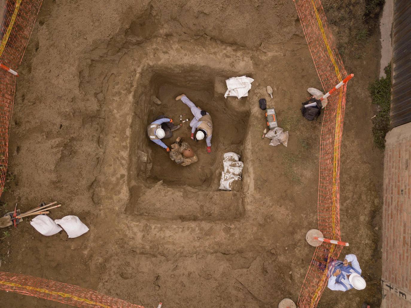 Descubren en Lima un cementerio de bebés y niños prehispánico