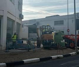 Obras en el polígono de Benifaió.