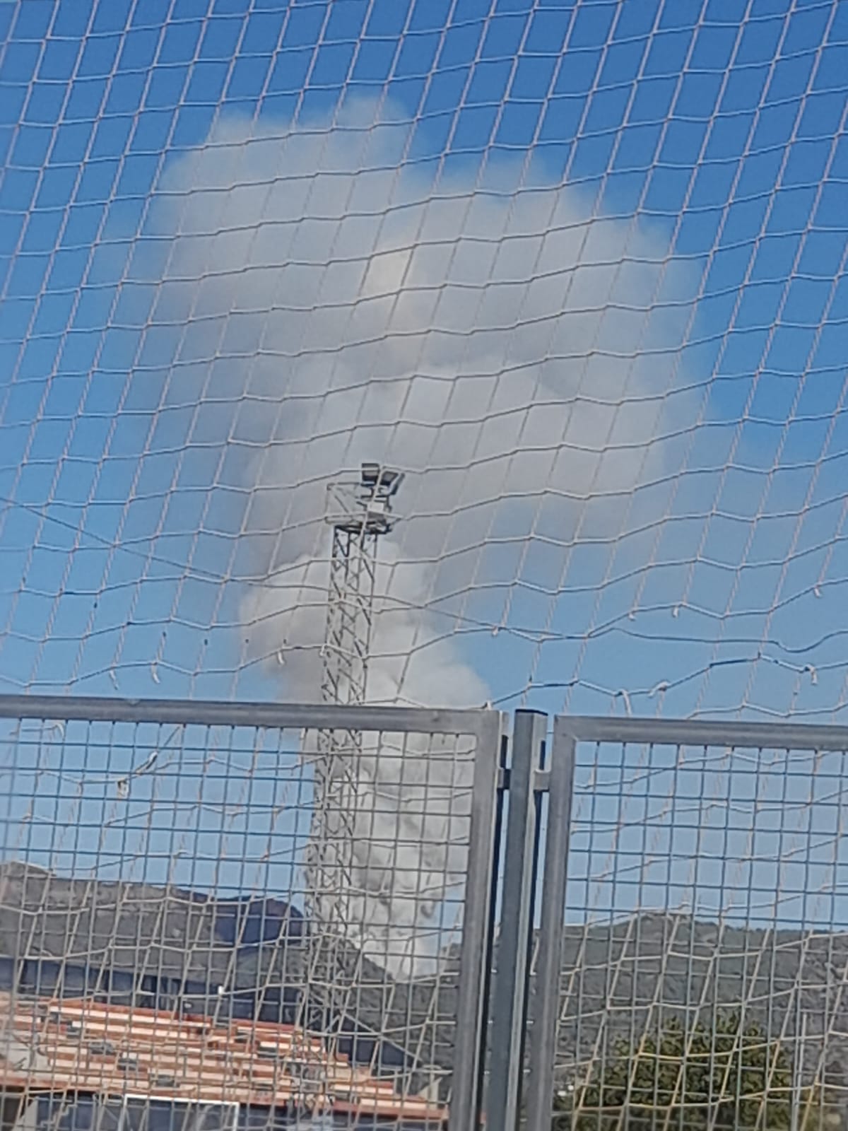 Fotos del incendio junto al monte Picayo, en la Sierra Calderona de Valencia