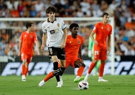 Javi Guerra, durante el partido.