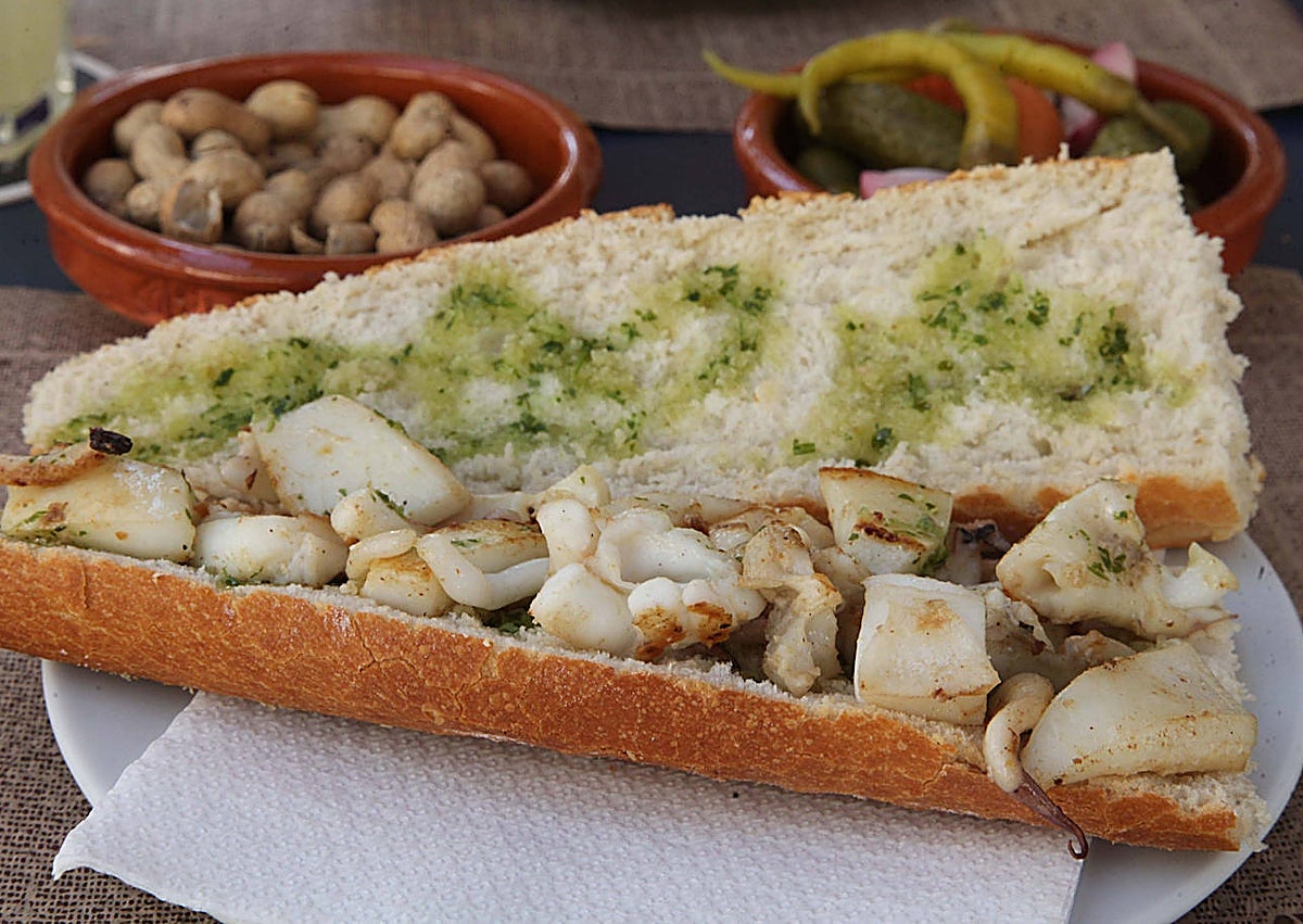 Imagen secundaria 1 - Juanet, Rosa y Català, los bocadillos que triunfan en Orba