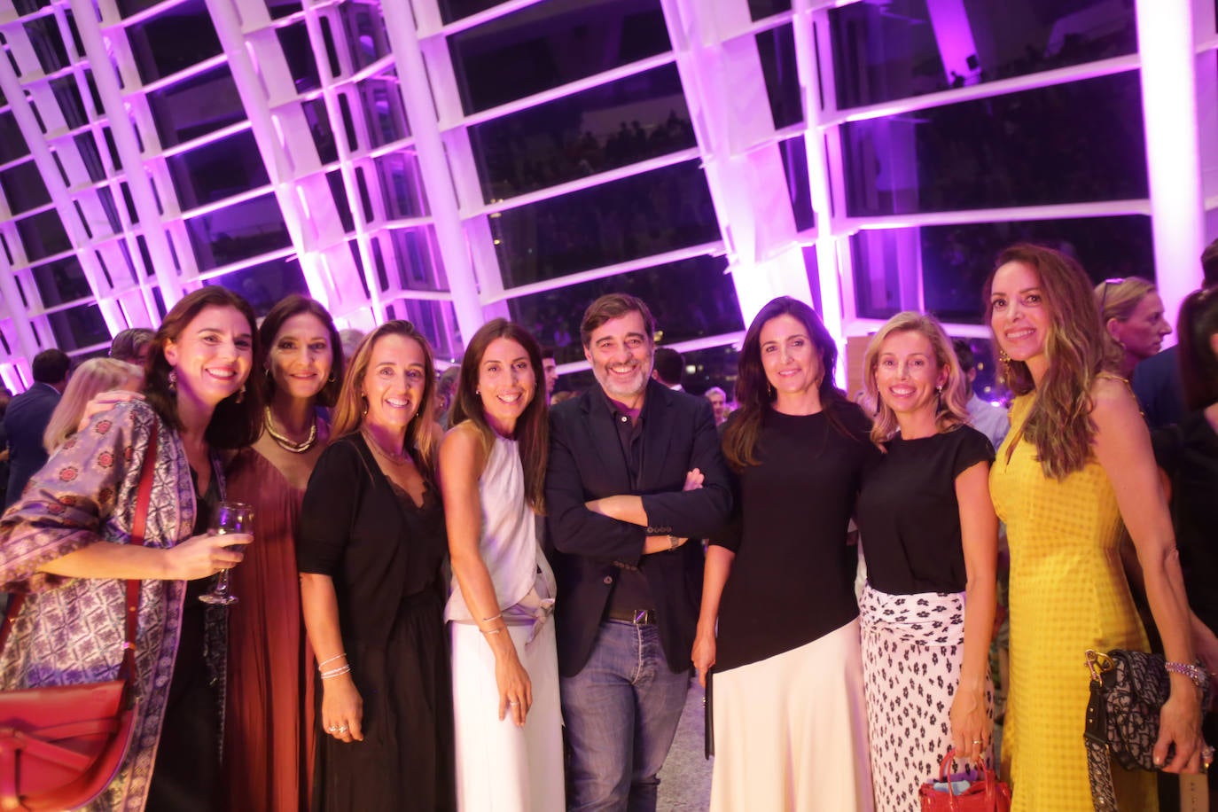 Pilar Andrés, María Andrés, Sara López, Ana Noguera, Sergio Adelantado, Inma Zarranz, Salomé Corell y Paula Bernal.