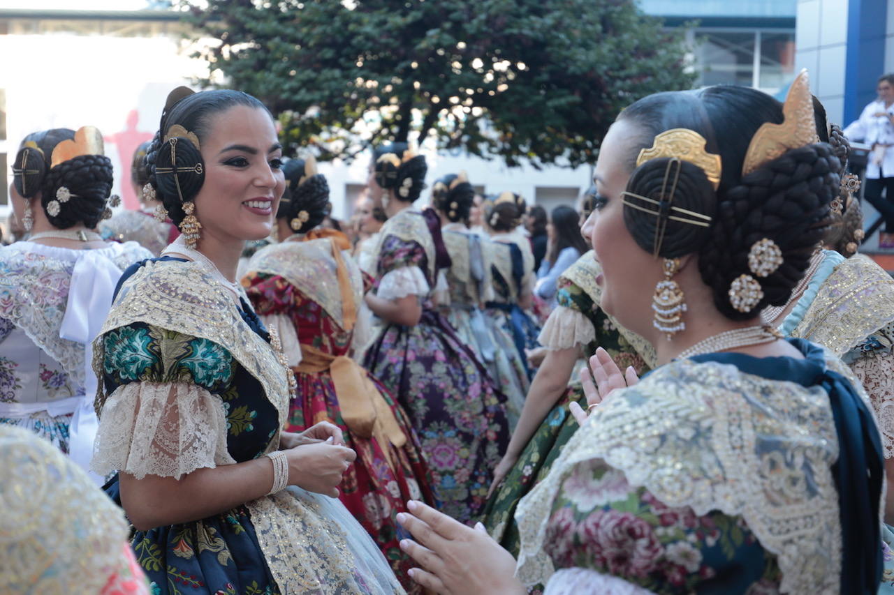 Gala fallera de la Fonteta: elección de las cortes y candidatas a falleras mayores de Valencia 2024