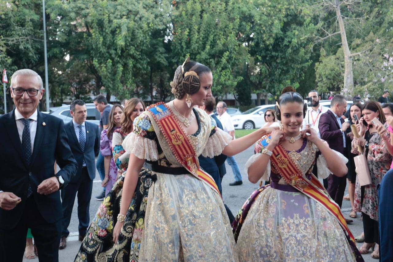 Gala fallera de la Fonteta: elección de las cortes y candidatas a falleras mayores de Valencia 2024