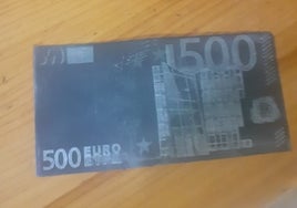 Un billete de 500 euros tintado intervenido al timador.