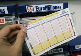 Un boleto para jugar a Euromillones.