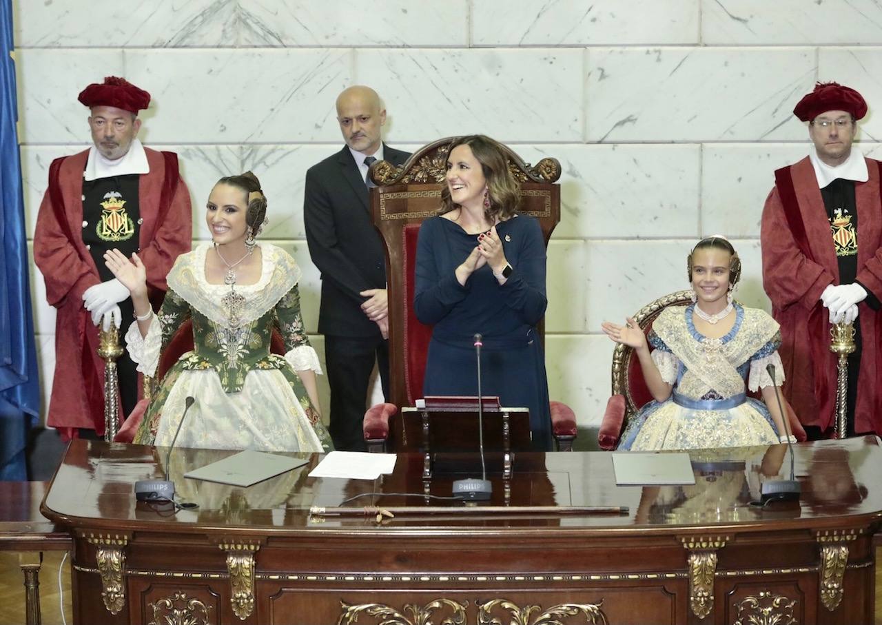 La proclamación de las nuevas falleras mayores de Valencia, en imágenes