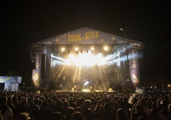 Escenario del 'Love to Rock'