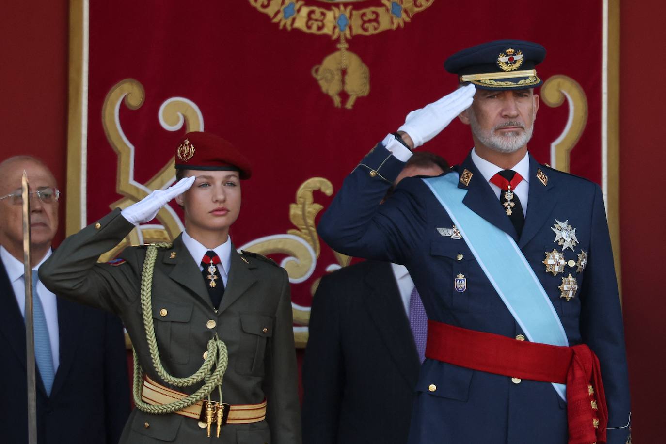 El desfile militar de las Fuerzas Armadas, en imágenes