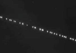 El tren de luces Starlink.