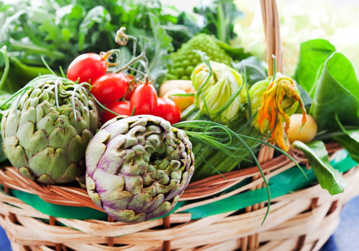 Entre las verduras encontramos potentes superalimentos para preparar recetas saludables.