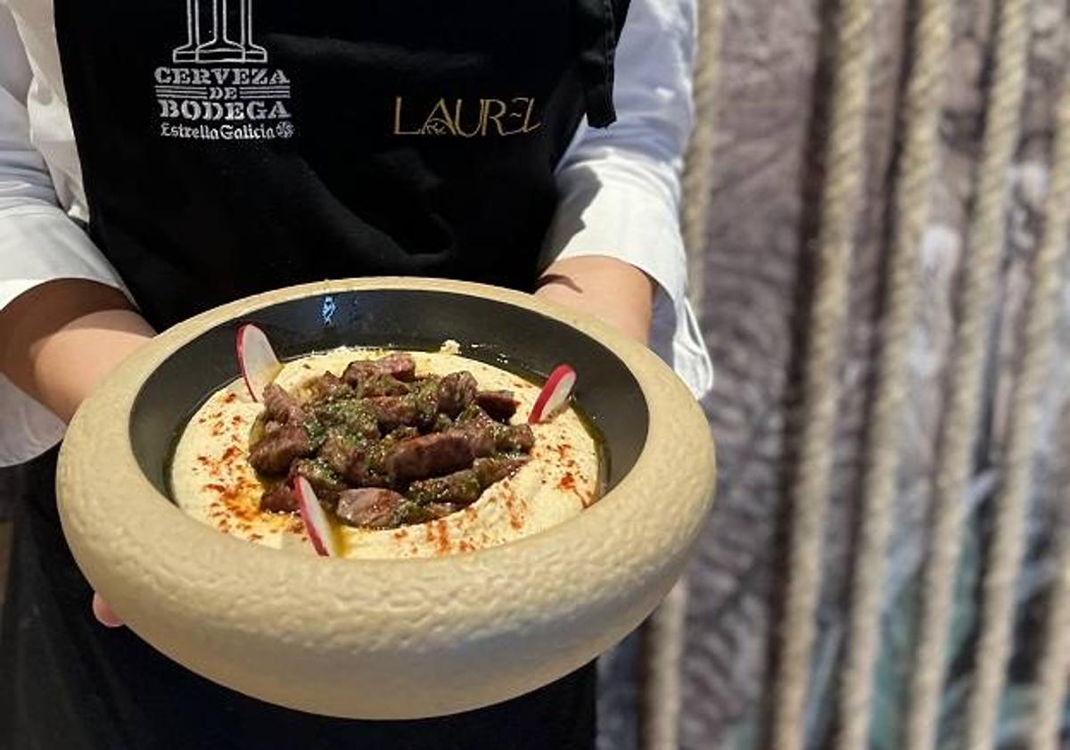 Imagen principal - Hummus Laurel con solomillo salteado en mantequilla