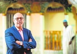 Ihab Fahmy, en la mezquita de Valencia, durante su entrevista con LAS PROVINCIAS.