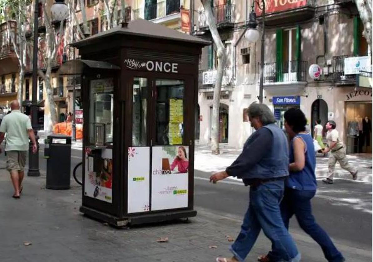 Un kiosko de la ONCE, en una imagen de archivo.