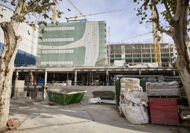 Obras de ampliación del Hospital Clínico de Valencia.