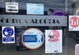 Uno de los establecimientos de l'Alcúdia de Crespins.