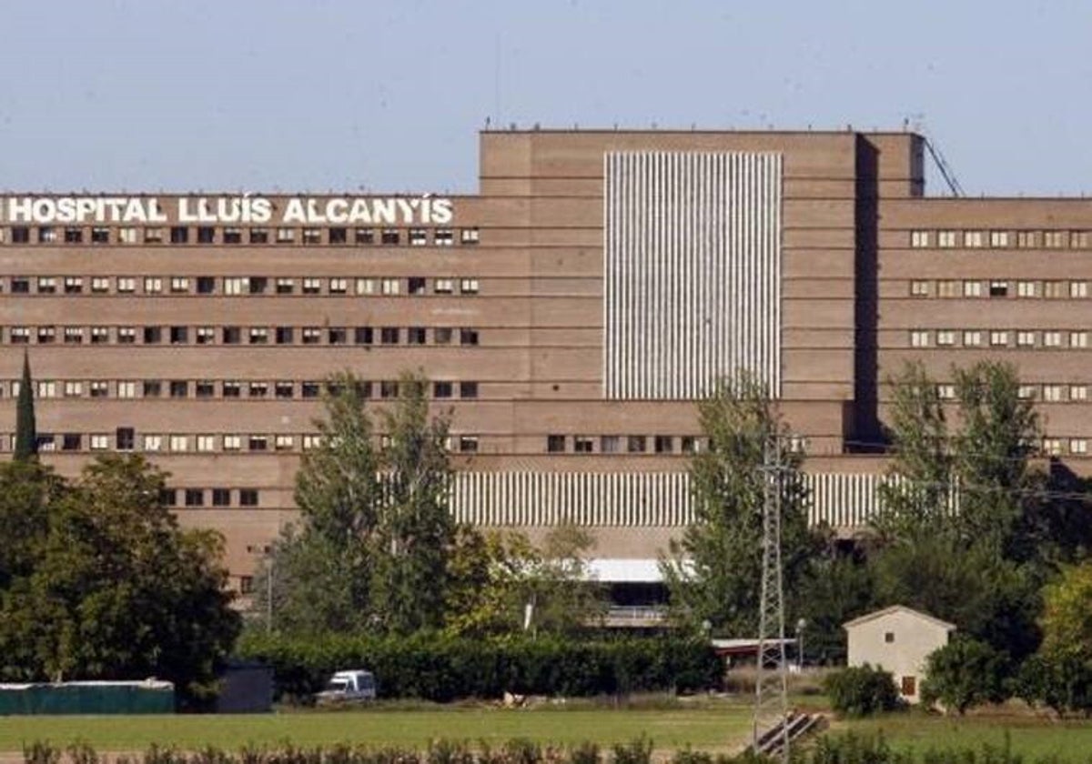 Vista general del hospital Lluís Alcanyís de Xàtiva.