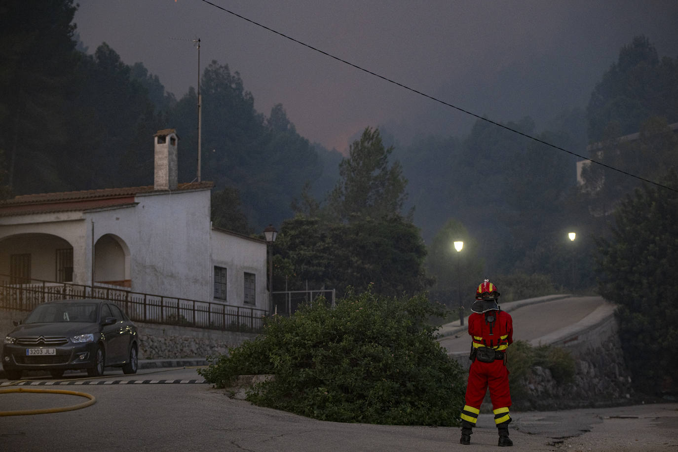 El incendio forestal de Montitxelvo, en imágenes