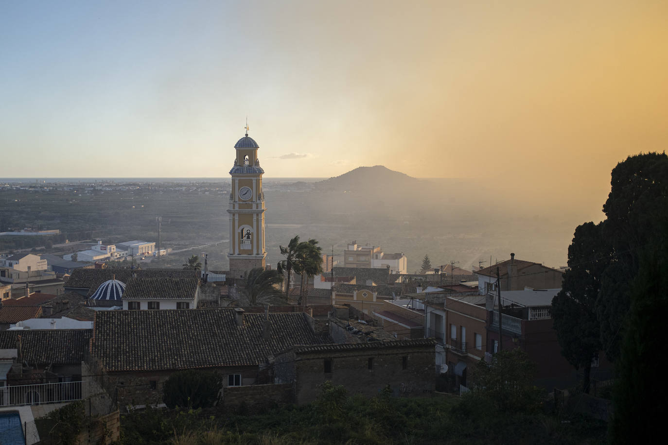 El incendio forestal de Montitxelvo, en imágenes