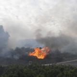 El incendio forestal de Montitxelvo continúa descontrolado