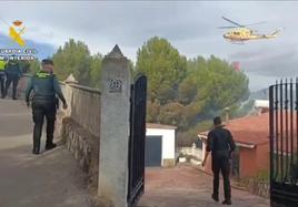 Así ha desalojado la Guardia Civil a los vecinos de Ador por el incendio