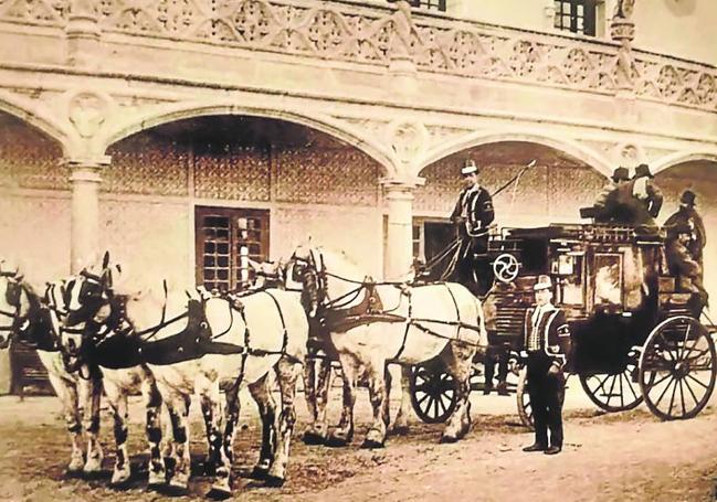 Gran lujo. Un carruaje de la época de la montería.