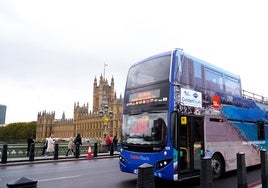 El autobús promocional de la Comunitat en Londres.