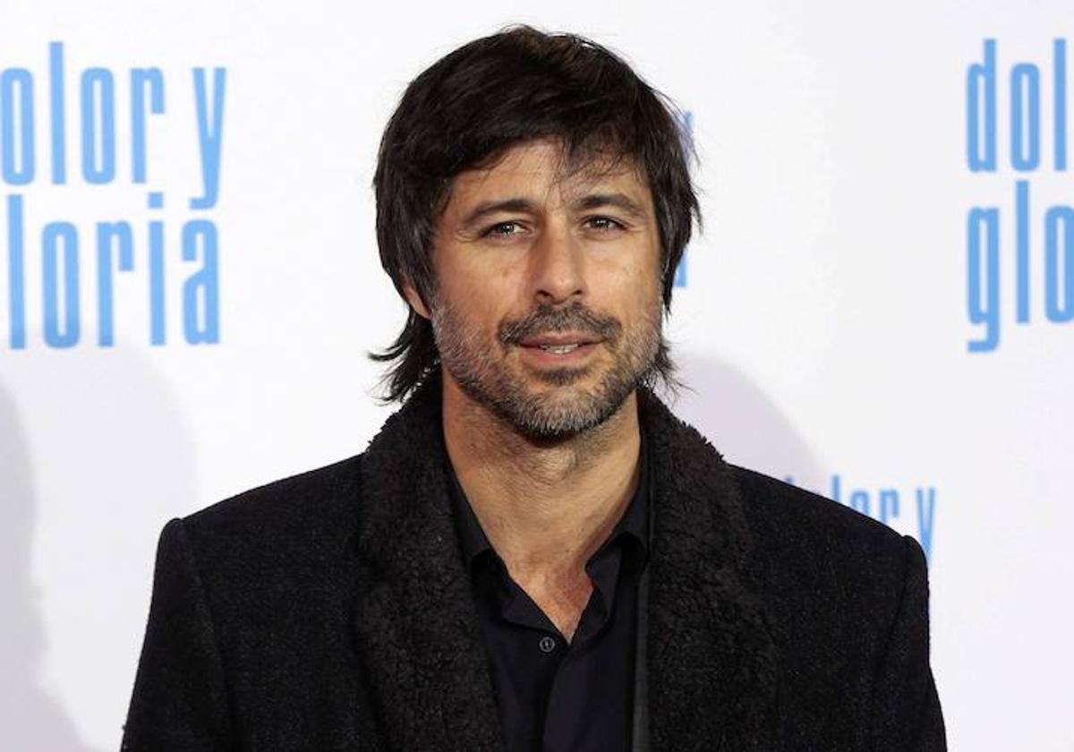 Muere Rafael Fernández, el padre del actor Hugo Silva: «Quered y cuidad a vuestros mayores»