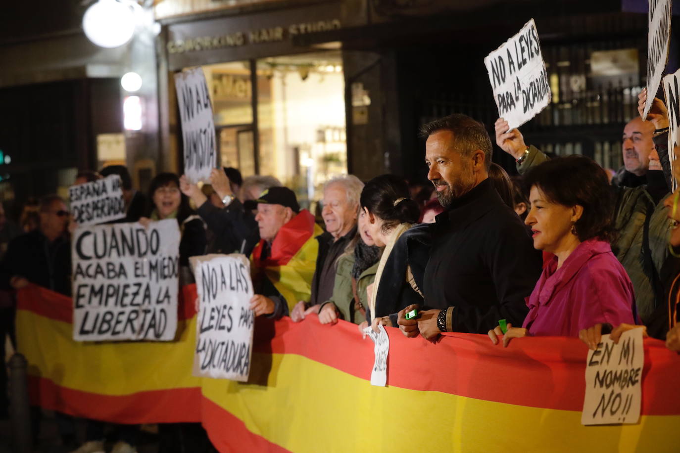 Se repiten las protestas este miércoles ante la sede del PSPV en Valencia