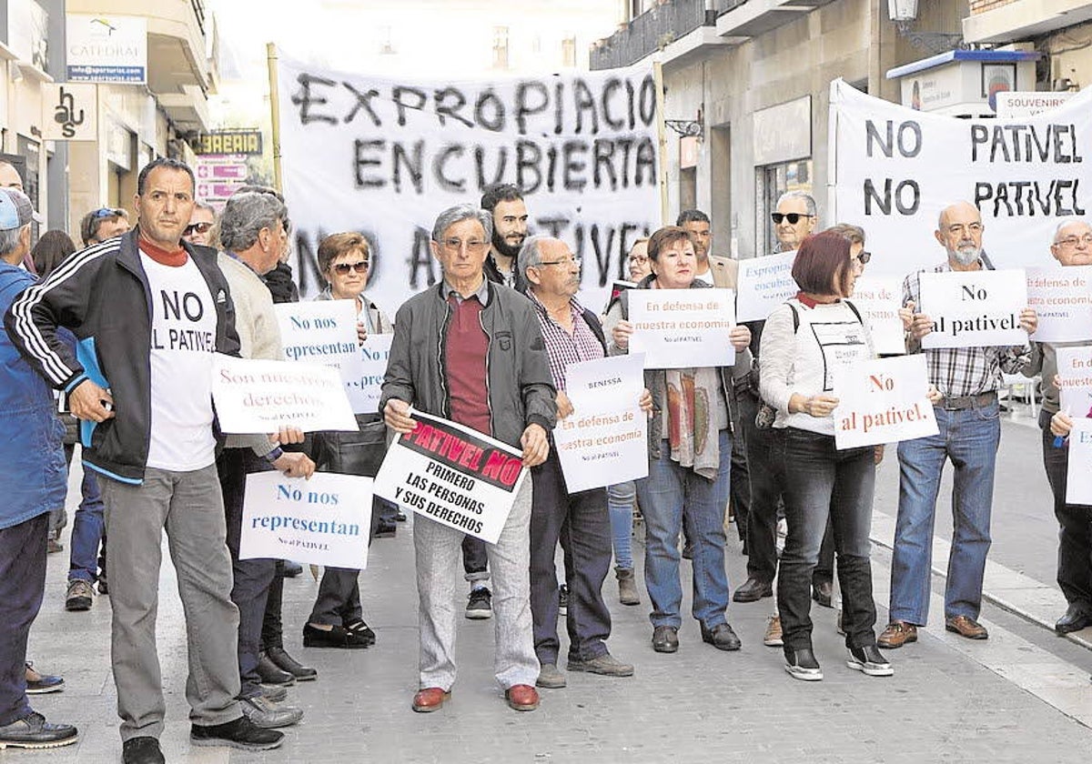 Una manifestación de afectados por el Pativel.