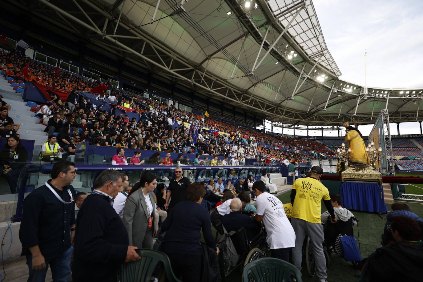 Juniors reúne a 8.000 personas en la celebración de su 40 aniversario