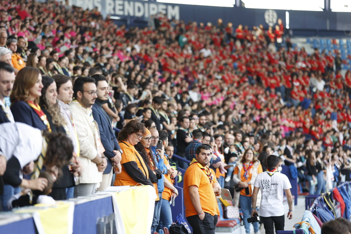Juniors reúne a 8.000 personas en la celebración de su 40 aniversario