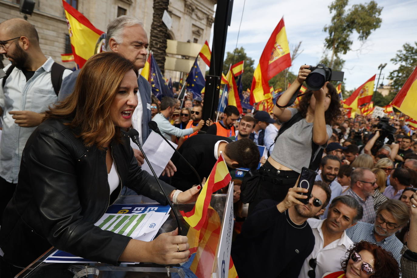 Fotos de la manifestación en Valencia contra la amnistía