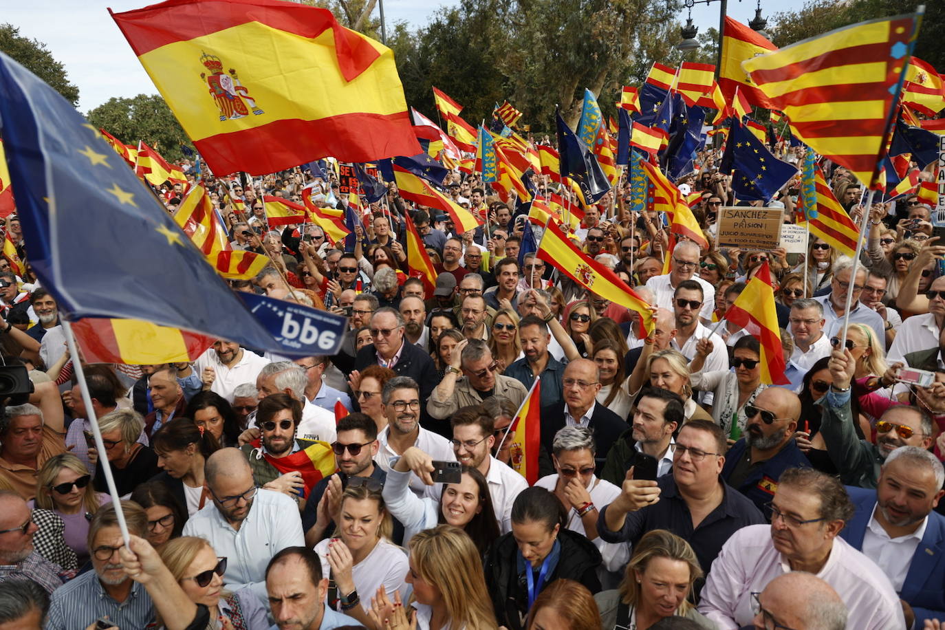 Fotos de la manifestación en Valencia contra la amnistía