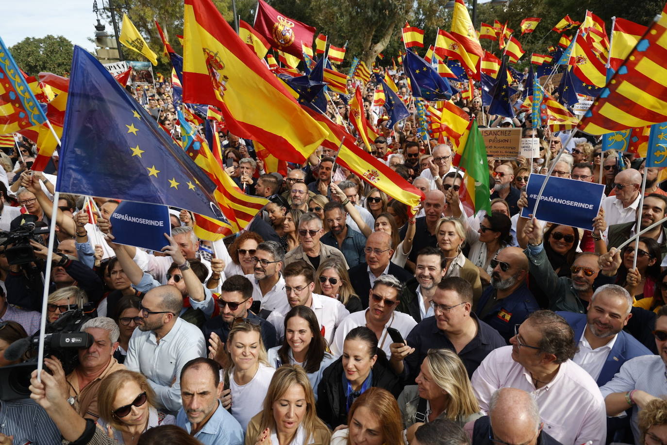 Fotos de la manifestación en Valencia contra la amnistía