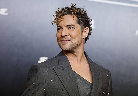 El cantante David Bisbal en el photocall de los Premios al Hombre del Año Esquire 2023.