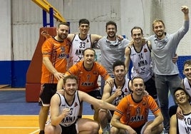 El equipo sénior masculino del CB Anna.