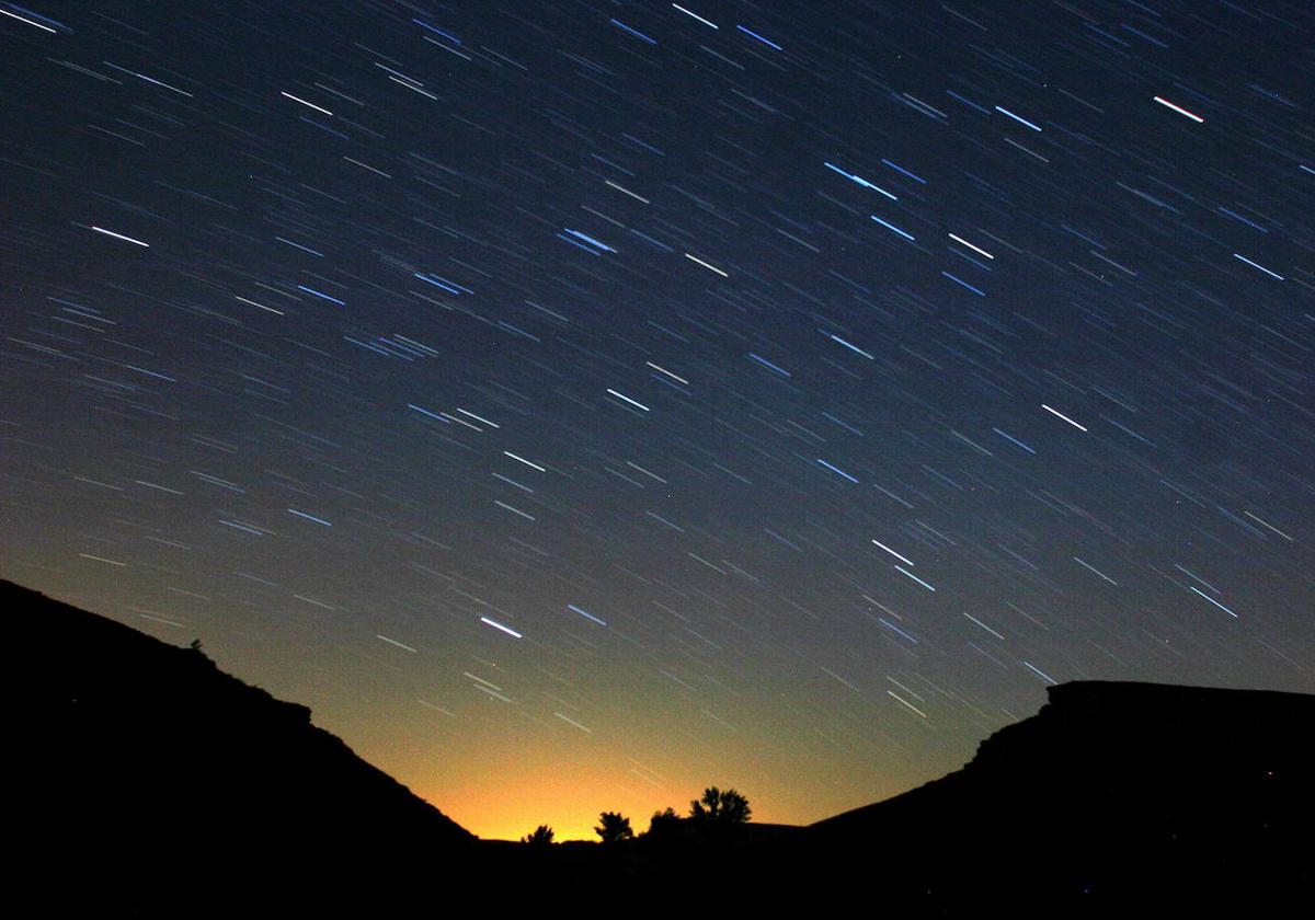 Una lluvia de estrellas en una imagen de archivo.