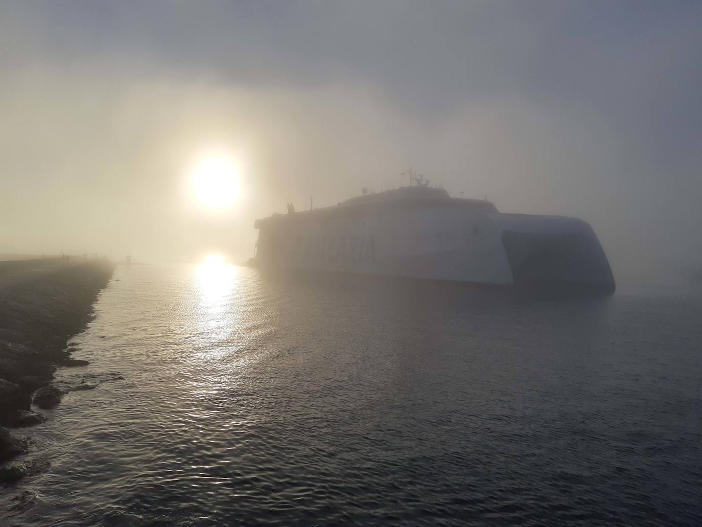 La niebla cubre Dénia