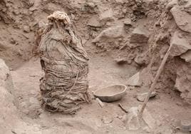 Sorprendente hallazgo en Lima: Encuentran cinco momias de unos 1.000 años de antigüedad