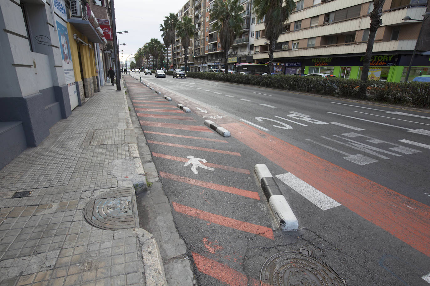 Cruce de Perez Galdos con la calle Jesús.